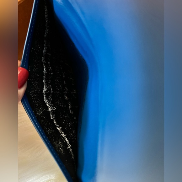 Authentic Louis Vuitton Card Holder - Picture 7 of 9